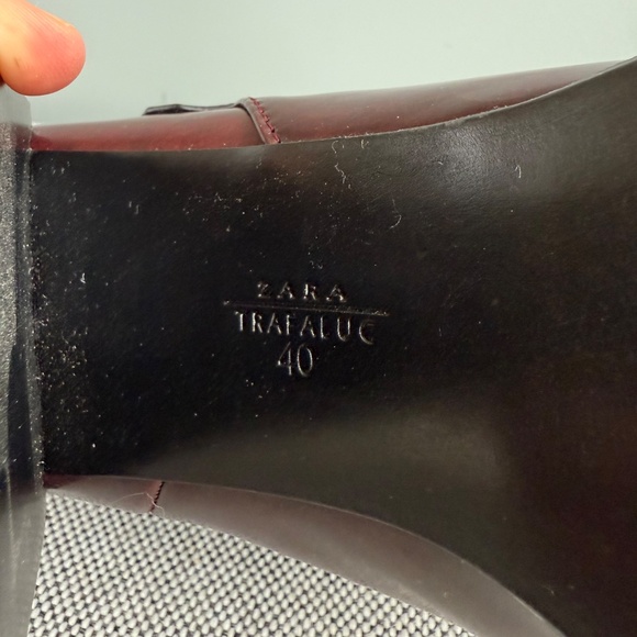 Zara Burgundy Wide Heel Ankle Boots - Picture 6 of 7